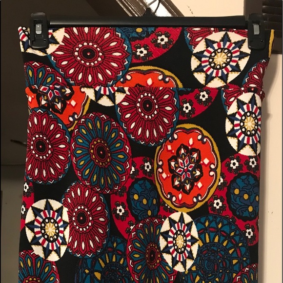 LuLaRoe Cassie Skirt XL NWOT (never worn)